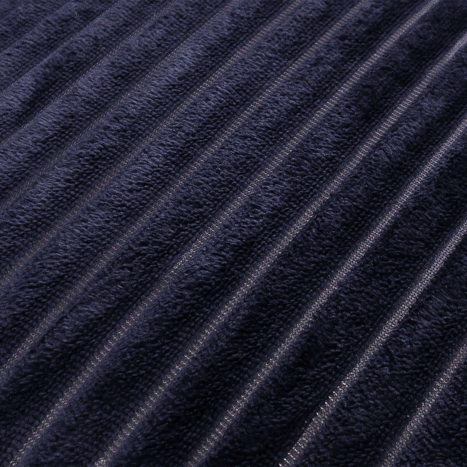 Couette enfant 4 saisons Kuzco : douce et réversible - Image 13