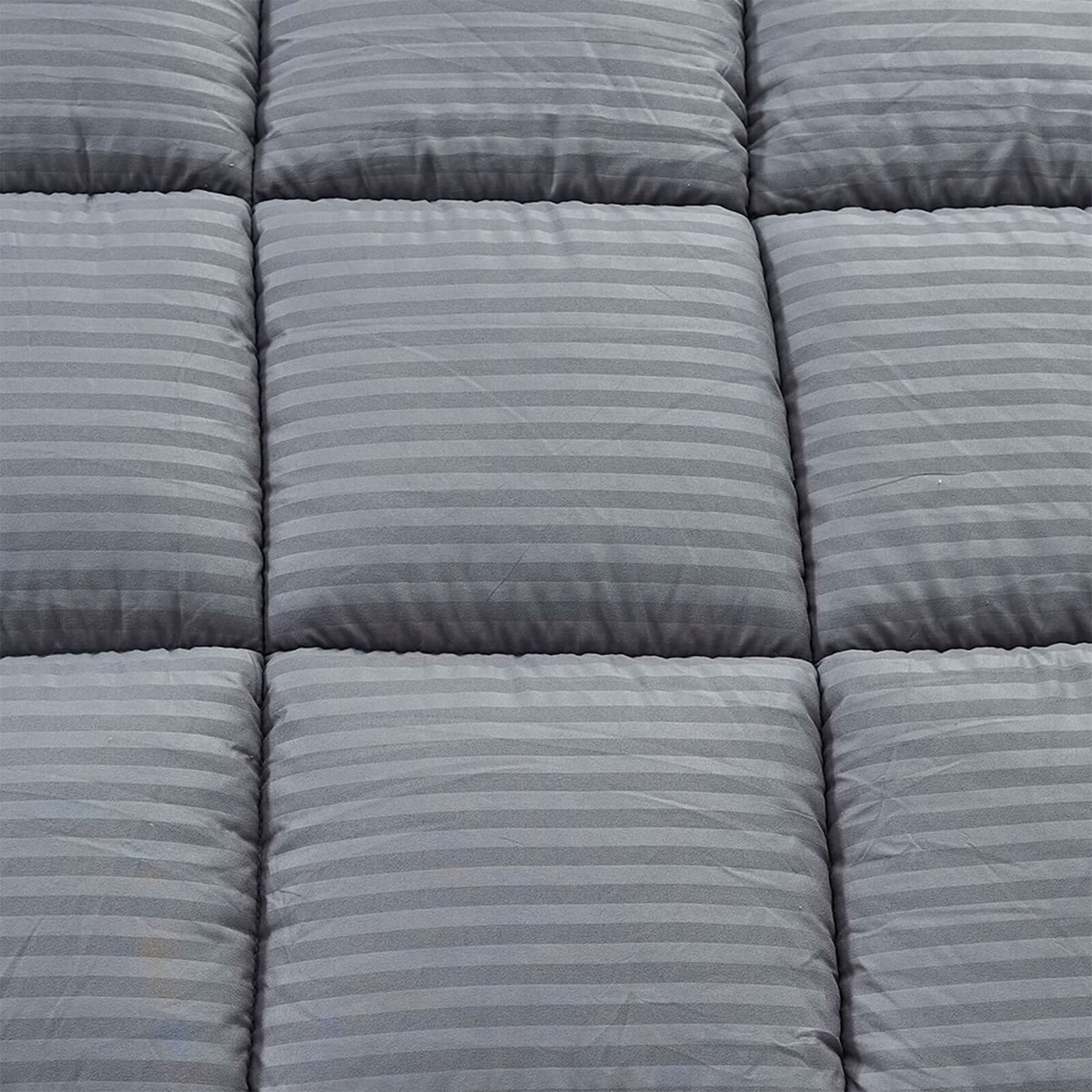 Couette 4 saisons tempérée, aération optimisée - Collection Luxe Grise - Image 5