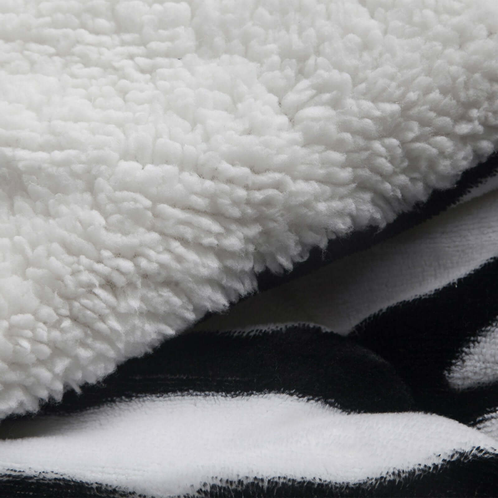 Couette réversible tempérée, blanche et noire - Collection Safari - Image 3