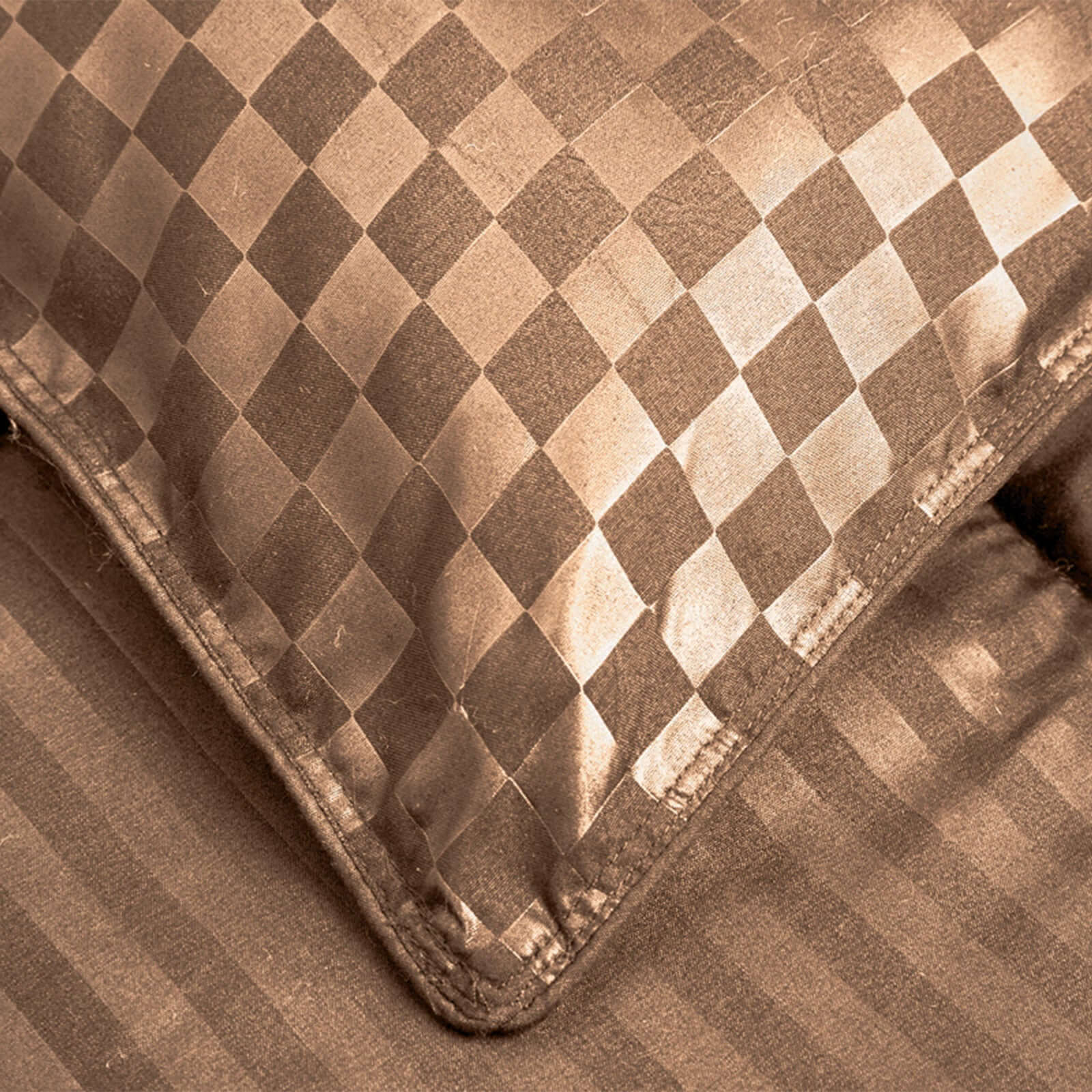 Couette légère tempérée, thermorégulatrice 4 saisons - Collection Soft Luxe - Image 13