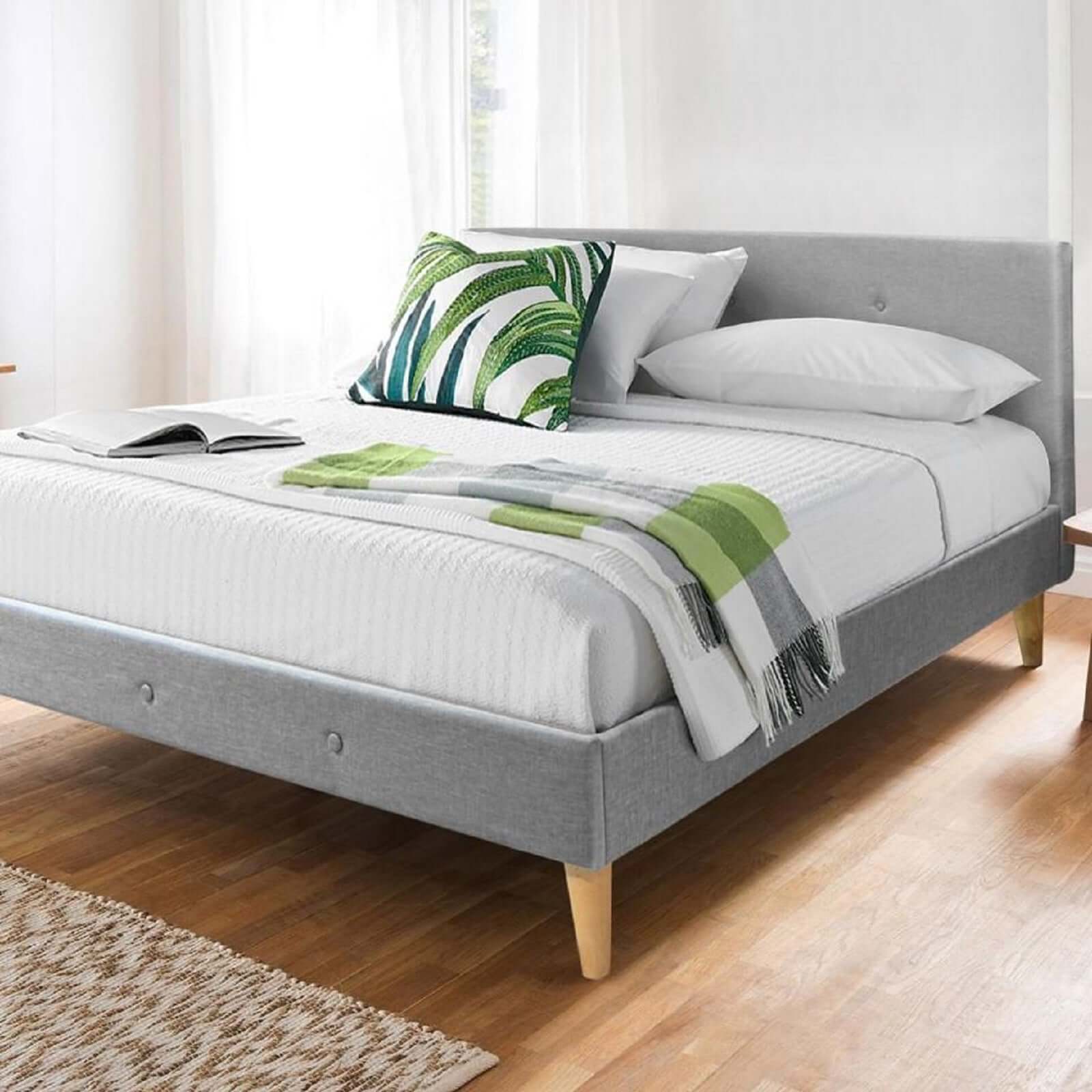 Lit capitonné Duchesse et chic : tissu et sommier à lattes en bois flexibles - Image 9