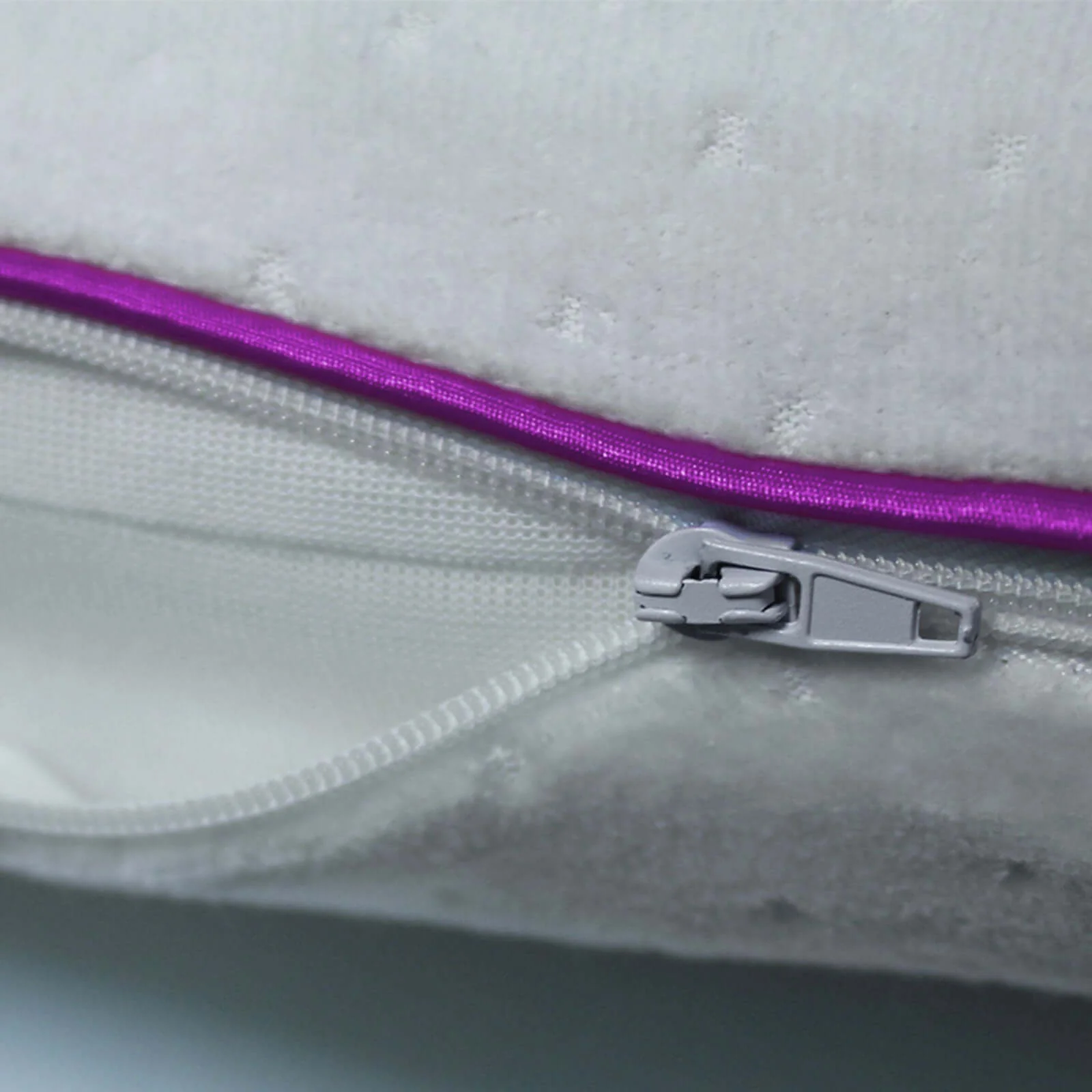 Oreiller mémoire de forme, ergonomique, déhoussable - Collection Bonne Fête - Image 3